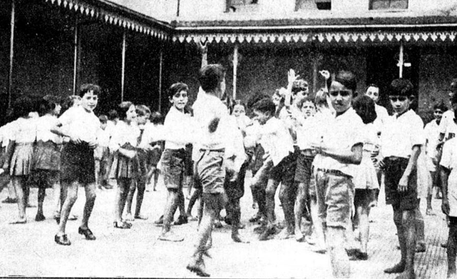 Crianças no Recreio, Grupo Escolar Coronel Vieira, 1939. Fonte: Revista do Ensino, N 155, 1939.