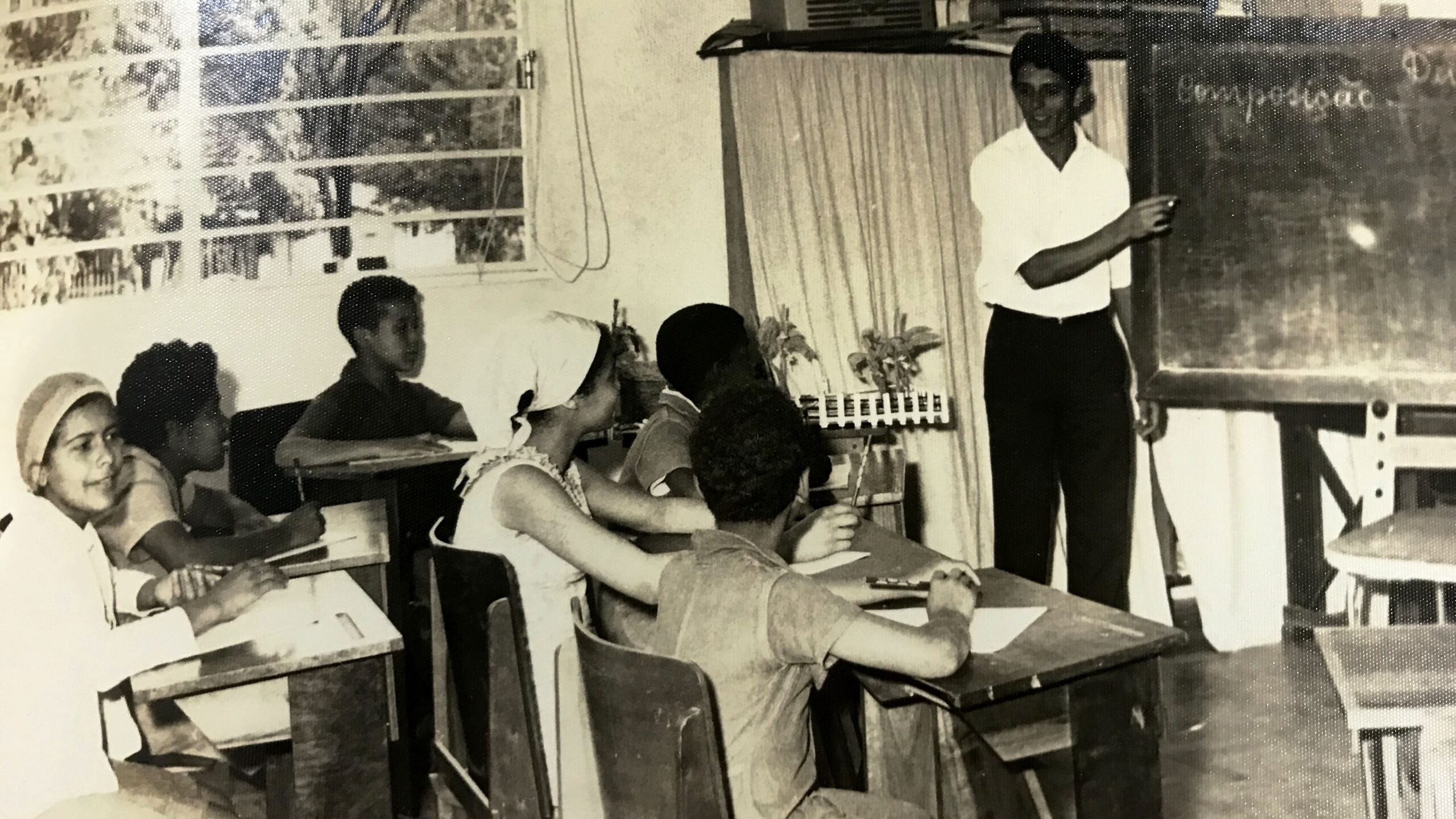 Alunos em Sala de Aula, Década de 1960. Fonte: Memorial Helena Antipoff.