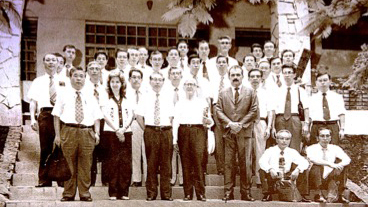 Visita a Fazenda do Rosário de 30 professores primários do Japão, em 24 de novembro de 1978. Fonte: Memorial Helena Antipoff.