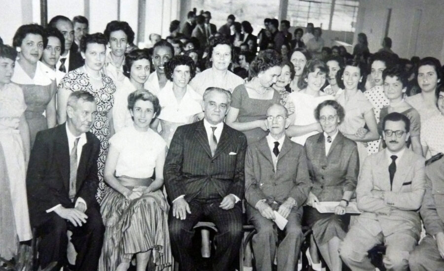 Helena Antipoff e Políticos, 1972. Fonte: Memorial Helena Antipoff.